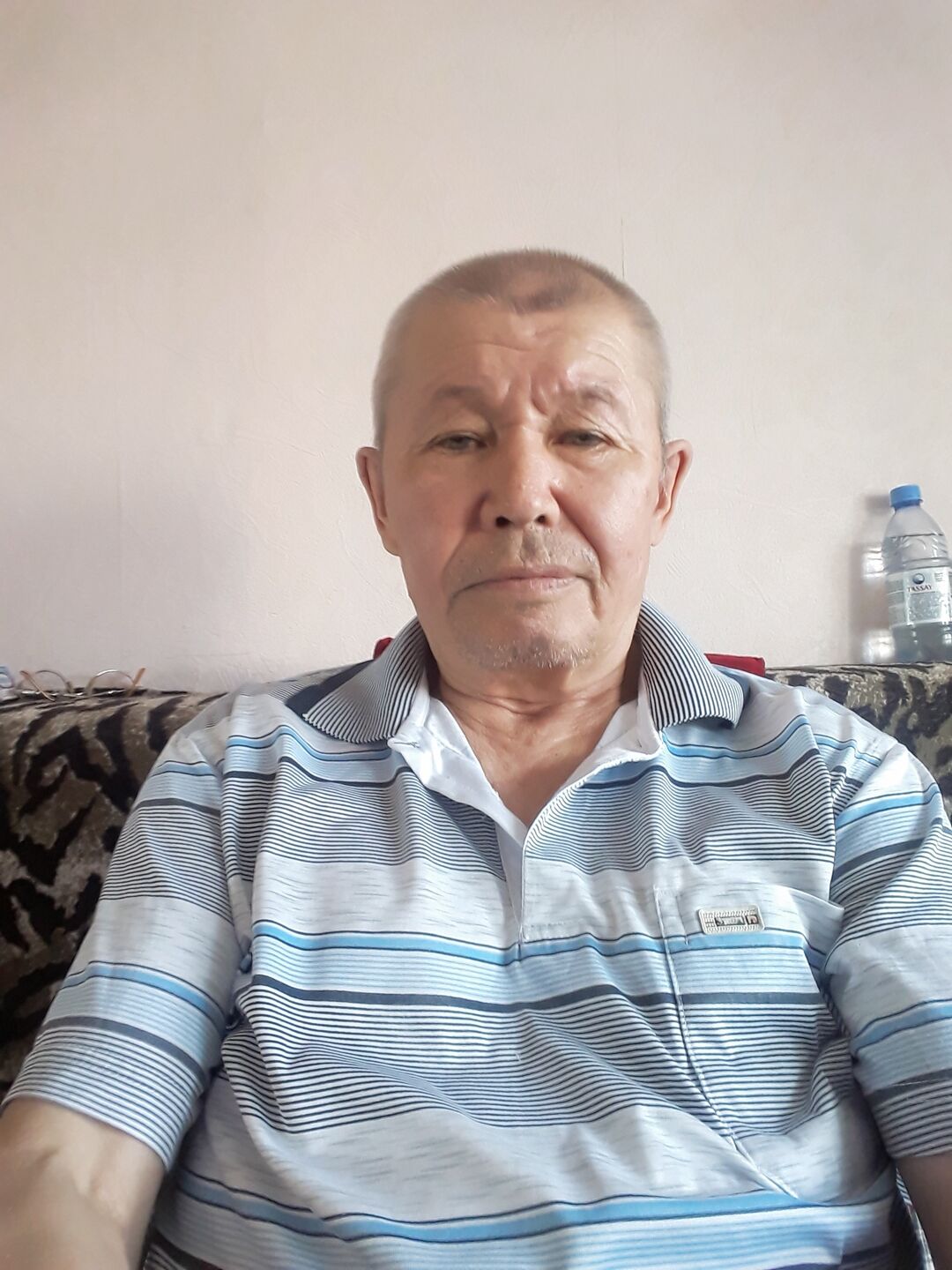 Мужчина 64 года